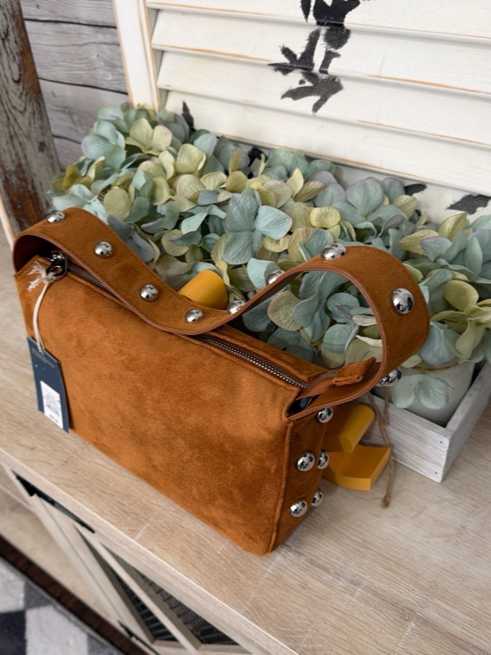 Universal Thread brown purse with silver studs